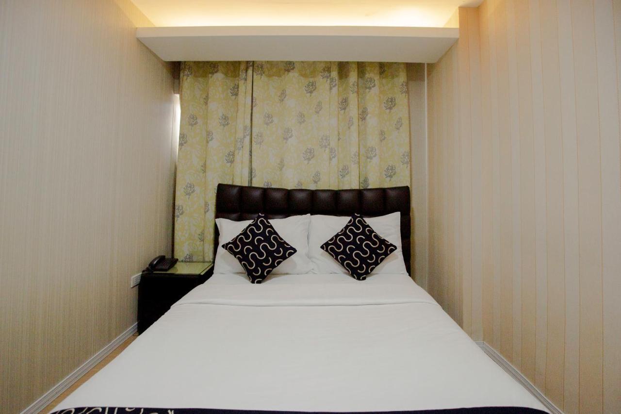 Newgrange Condotel Quezon City Eksteriør billede