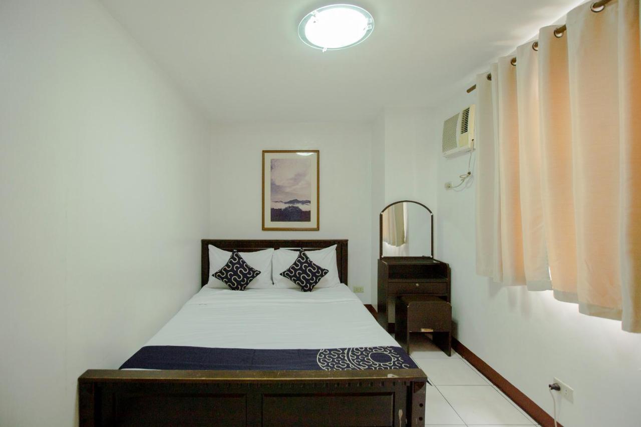 Newgrange Condotel Quezon City Eksteriør billede