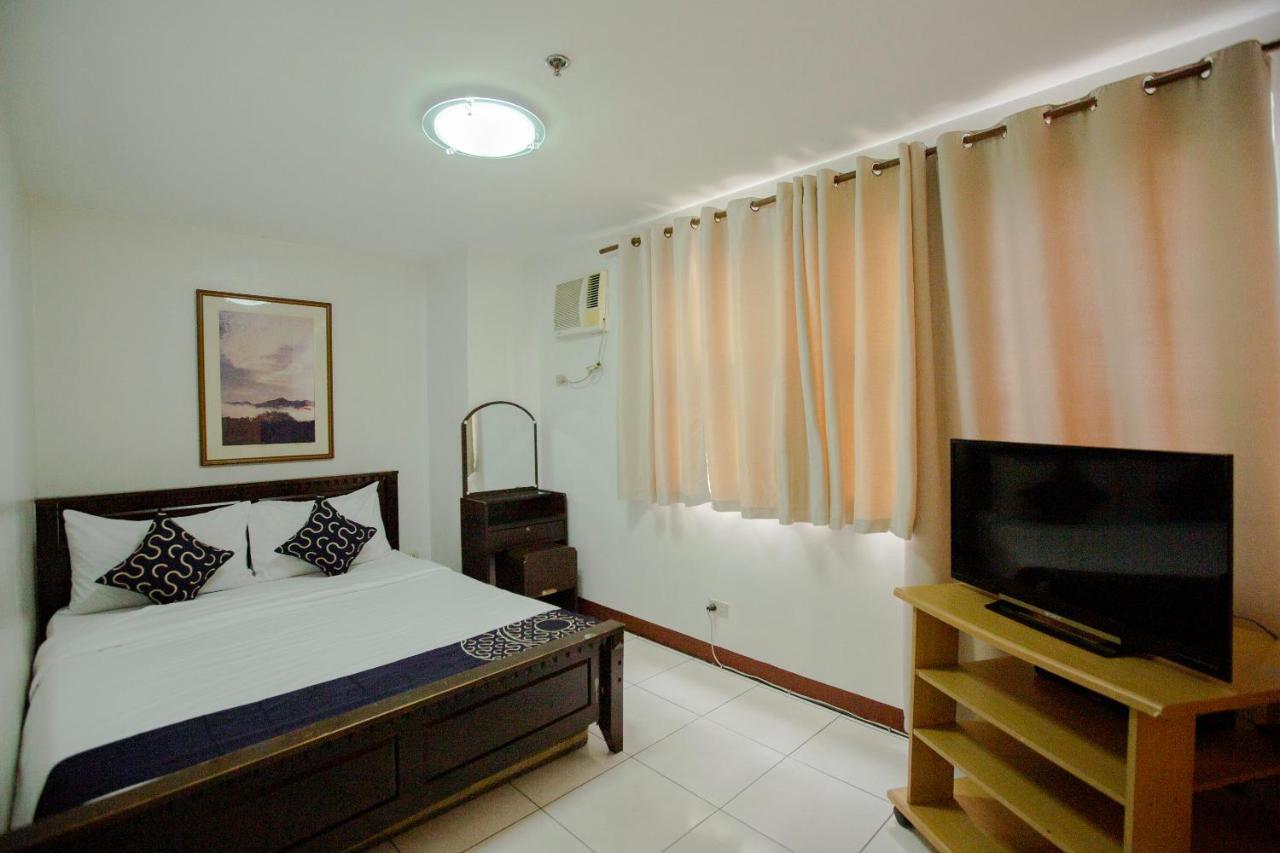 Newgrange Condotel Quezon City Eksteriør billede