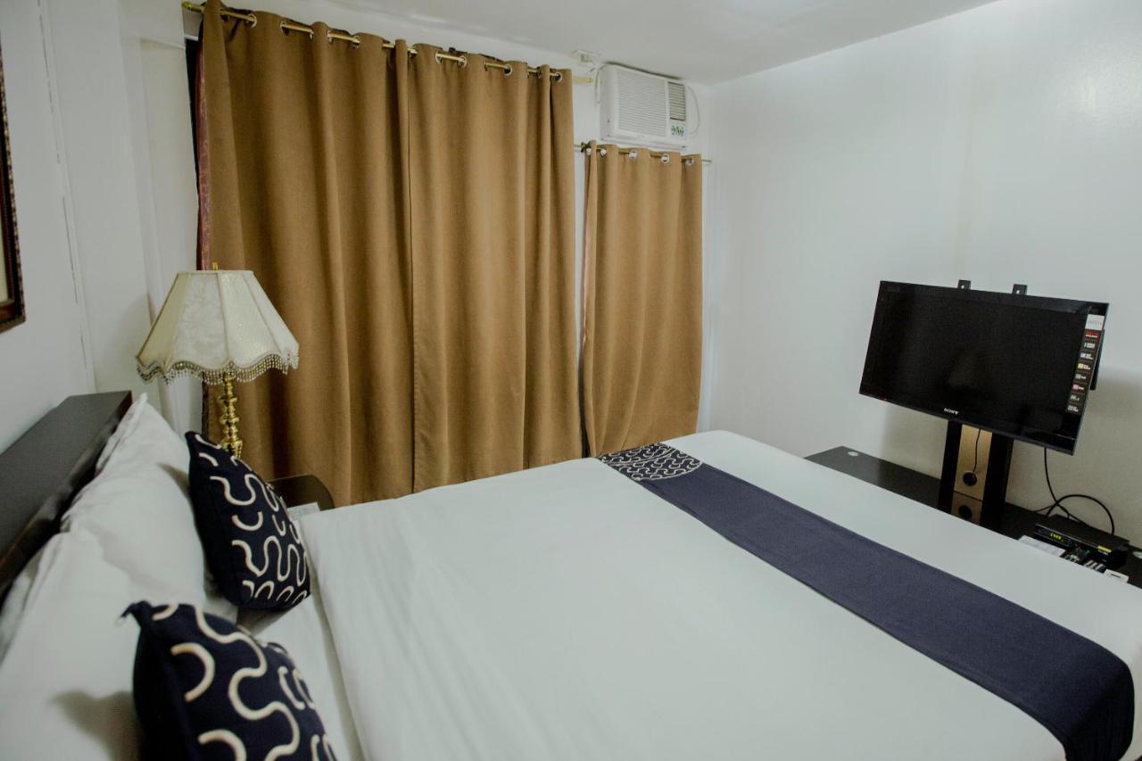 Newgrange Condotel Quezon City Eksteriør billede