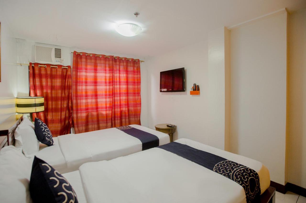 Newgrange Condotel Quezon City Eksteriør billede