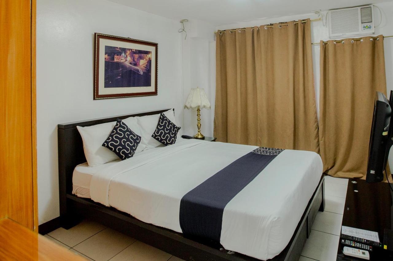 Newgrange Condotel Quezon City Eksteriør billede