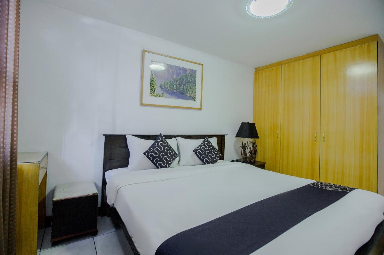 Newgrange Condotel Quezon City Eksteriør billede
