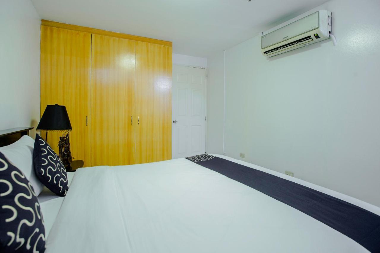 Newgrange Condotel Quezon City Eksteriør billede