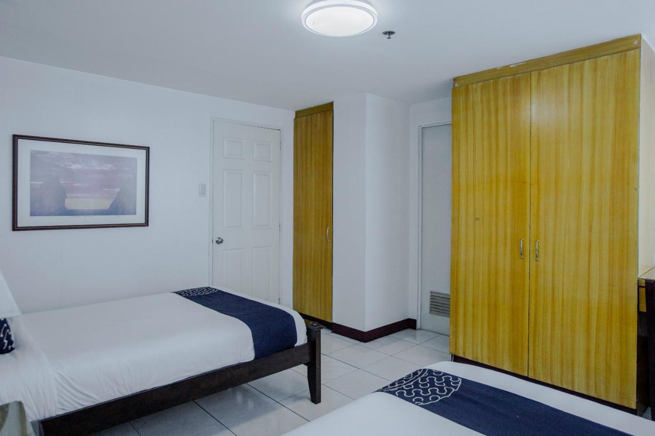 Newgrange Condotel Quezon City Eksteriør billede
