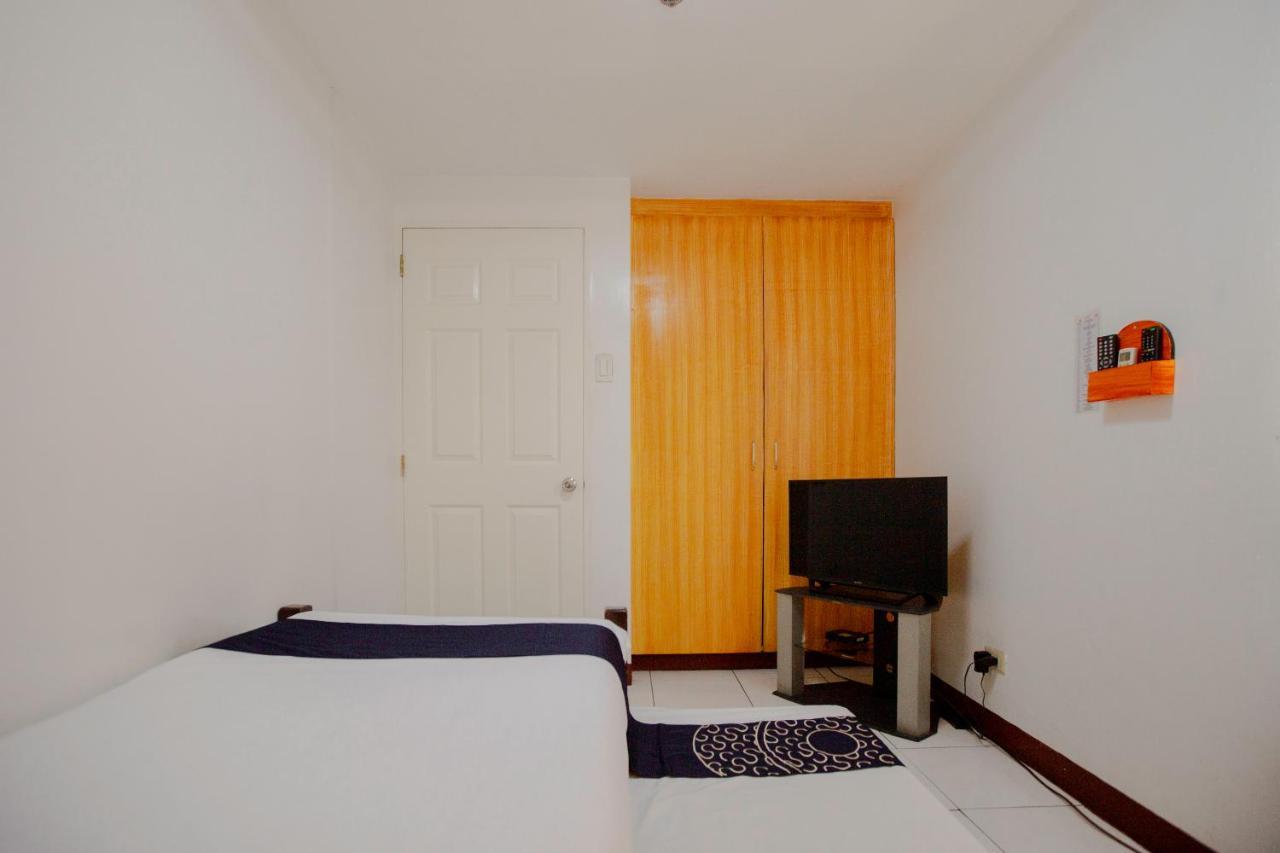 Newgrange Condotel Quezon City Eksteriør billede