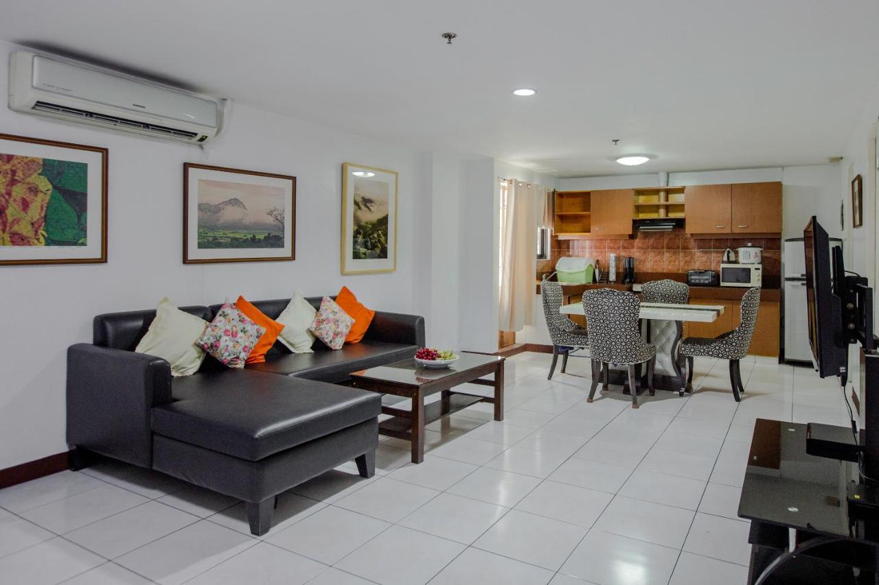 Newgrange Condotel Quezon City Eksteriør billede